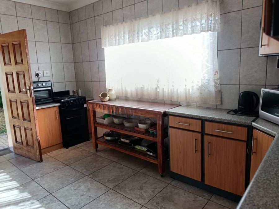 3 Bedroom Property for Sale in Verwoerdpark Northern Cape